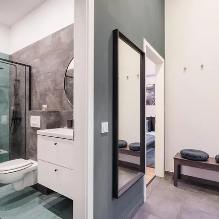 R38 Boutique Apartments, Location By Bqa Apartman *