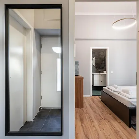 R38 Boutique Apartments, Location By Bqa