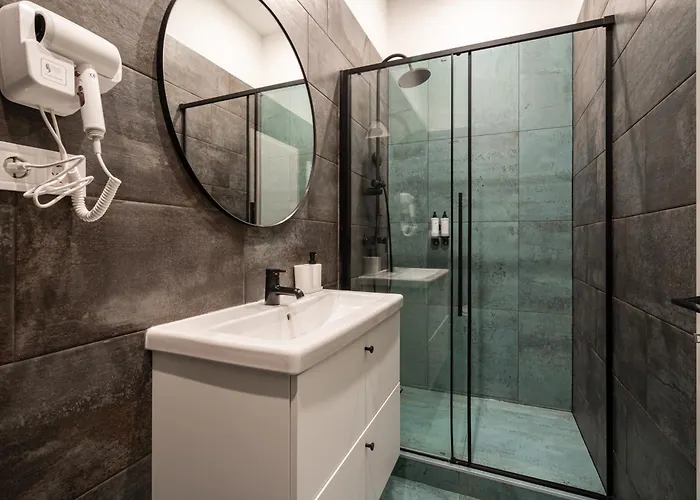 Appartement R38 Boutique Apartments, Location By Bqa *