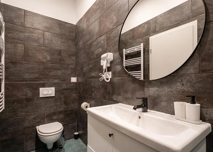 R38 Boutique Apartments, Location By Bqa